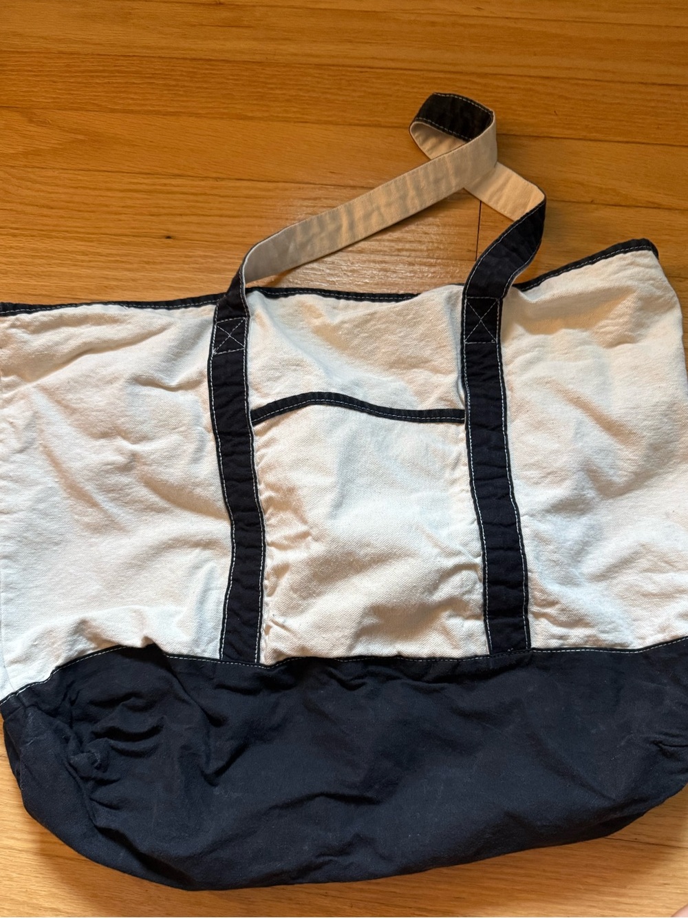 Canvas Two-Tone Tote Bag in Cream and Black